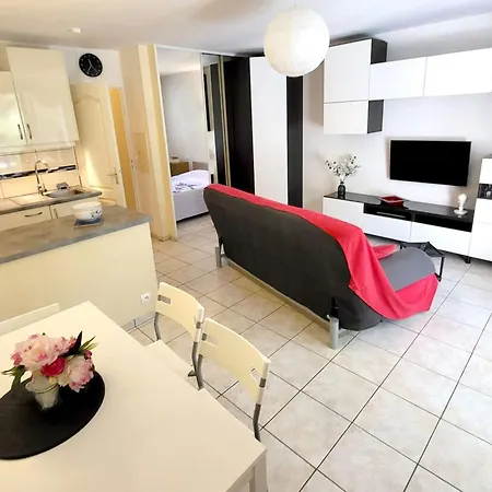 T2 Avec Piscine, Tennis Et Parking - A 400 M Des Plages Et Commerces - Fr-1-316-16 Apartmán